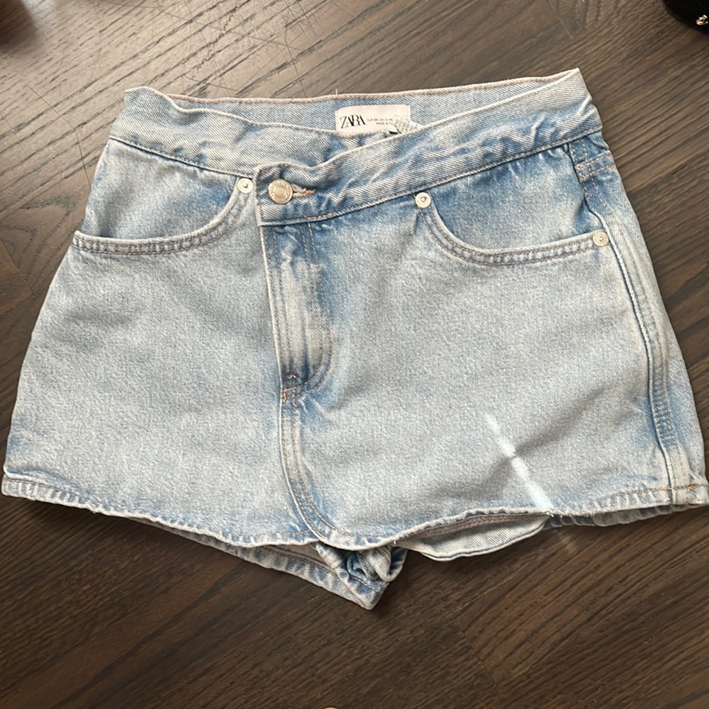 Zara women’s skort